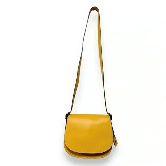 NWOT Coach Saddle 23 Bag Glovetanned Leather Crossbody in Flax Mustard Yellow - Picture 6 of 15